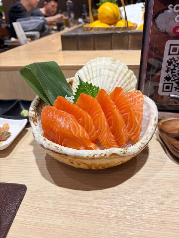 Post photo